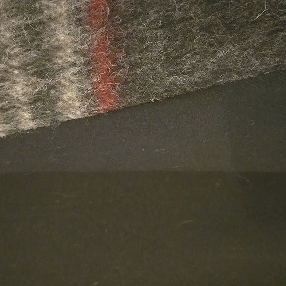 Gorgeous wool blend coat - Picture 4 of 10